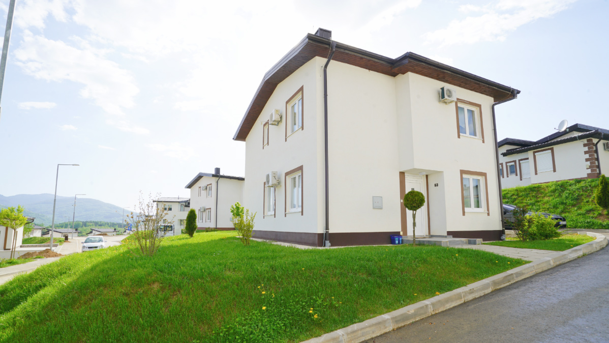 Villa 63